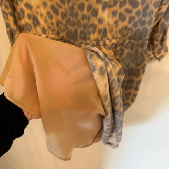 Aritzia Babaton Silk Leopard Print Shirt Dress, Size Small - Picture 6 of 11